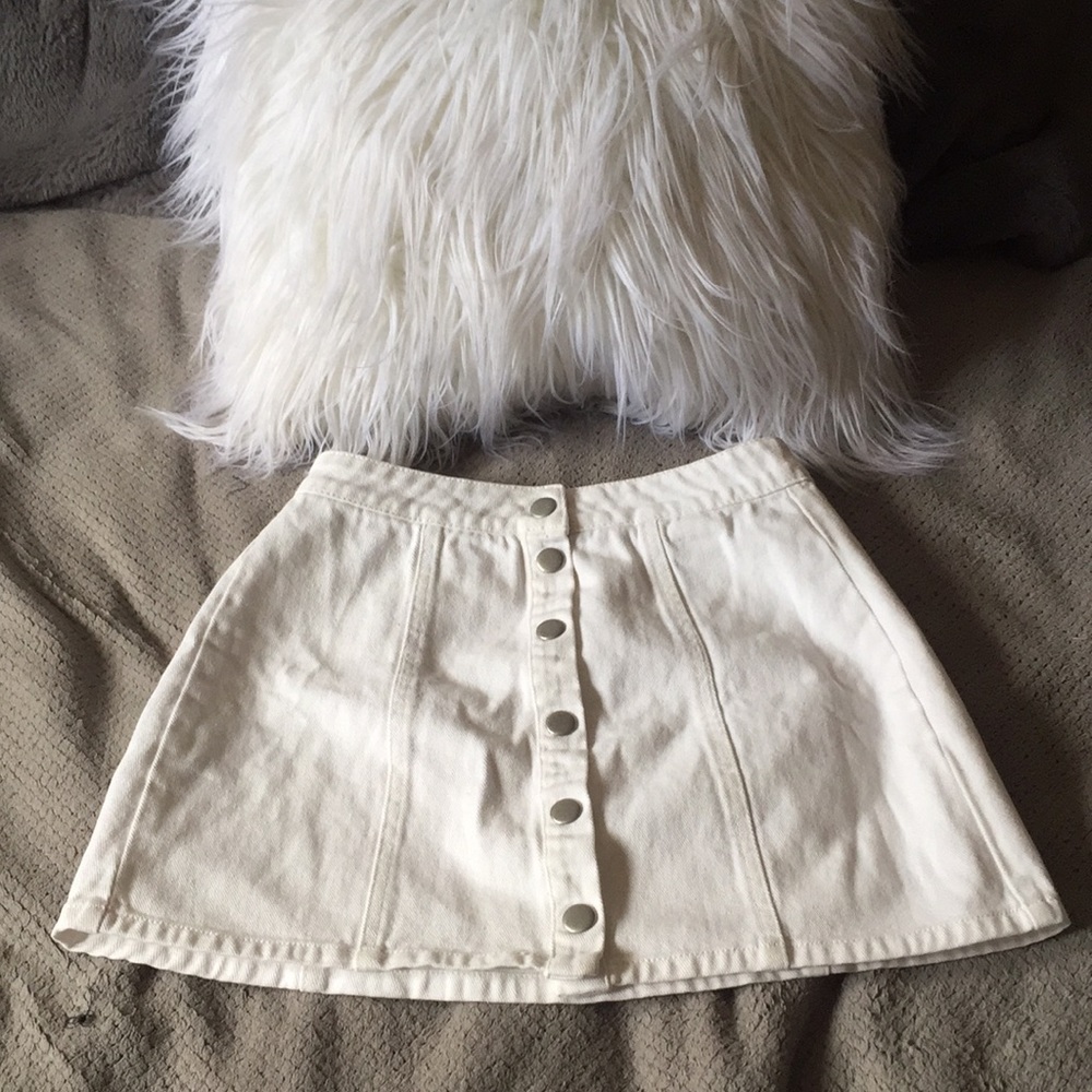 BRANDY MELVILLE white jean button up skirt